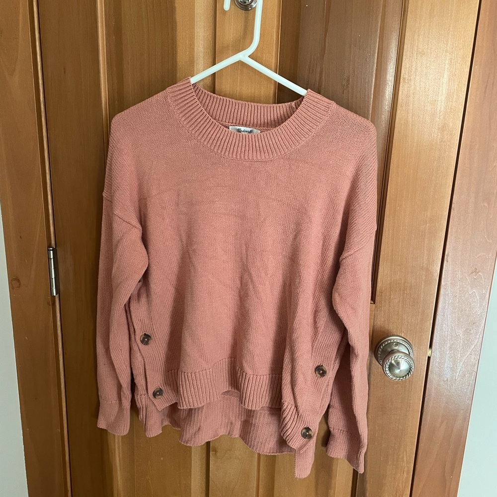 Crewneck mauve sweater with button side